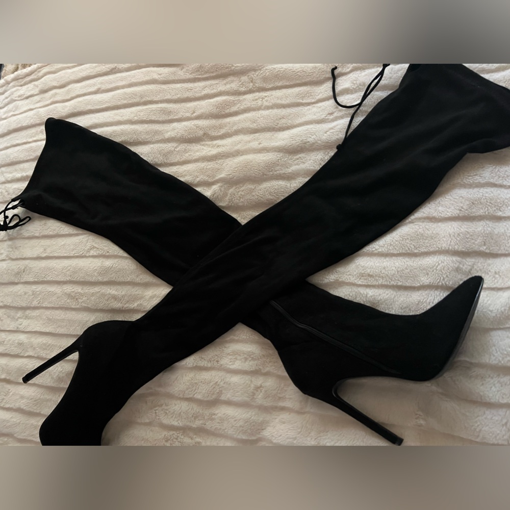 Elegant Black Over the Knee Boots